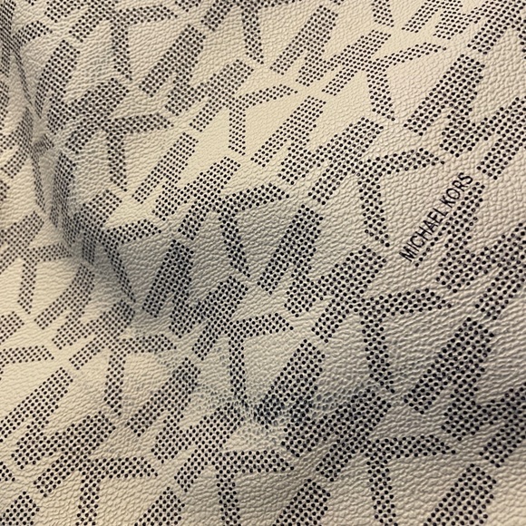 Michael Kors Dome satchel white/navy - Picture 6 of 10